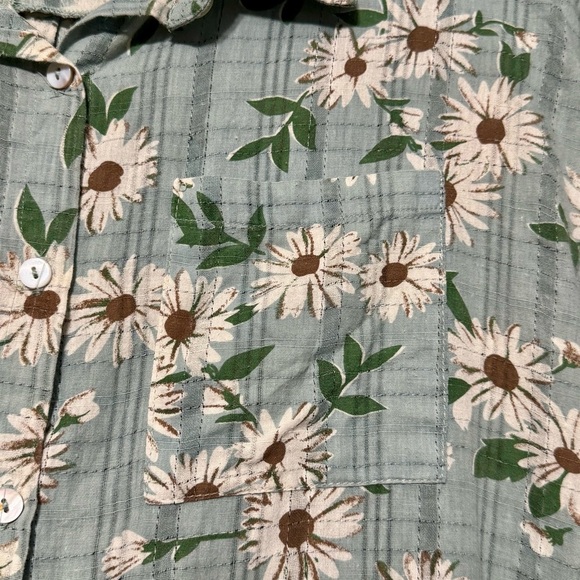 POL Cotton Gauzy Lightweight Floral Plaid Button Down Cuffed Sleeve Blouse - Picture 9 of 11